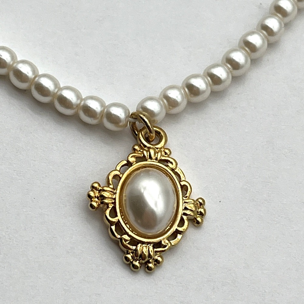 Napier Faux Pearl Necklace Gold Tone Pendant 16" Adjustable Vintage New w/ Tag - Picture 2 of 5